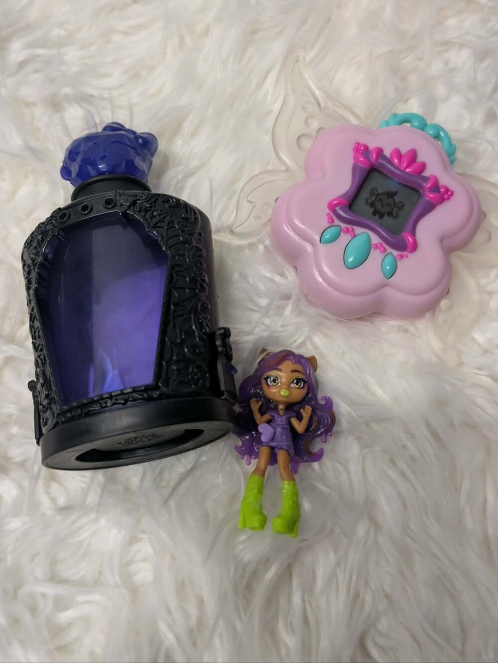 monster high Purple Doll with Pink Flower Accessory Interactive Fairy Game